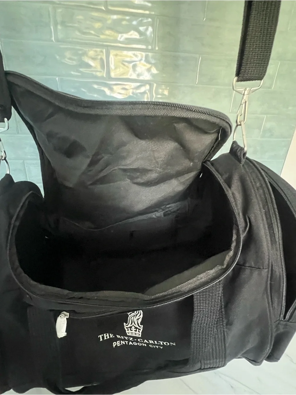 The Ritz Carlton nwt black